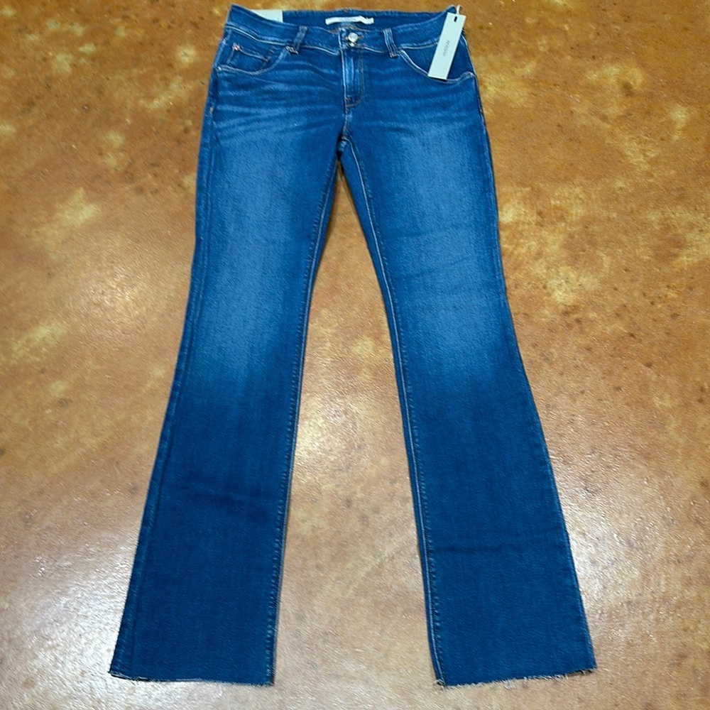 Nwt Hudson Mid rise Baby bell Blue Jeans. Size 29